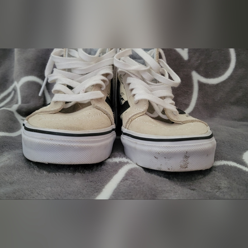 Womens Disney VANS - Picture 2 of 6